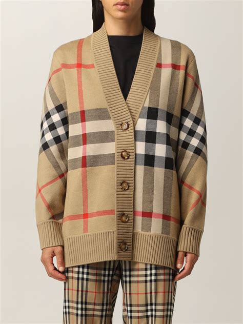 burberry beige sweater